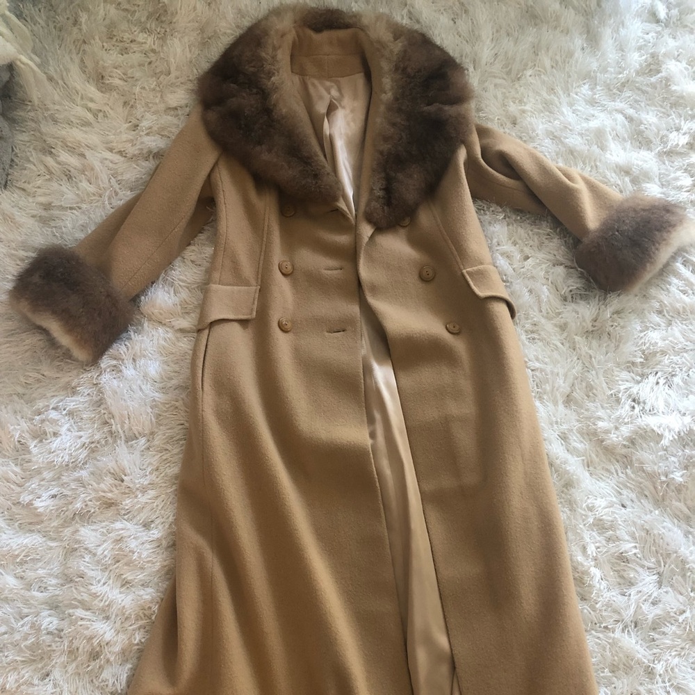 ILGWU Vintage woman’s wool coat with Fox fur trim
